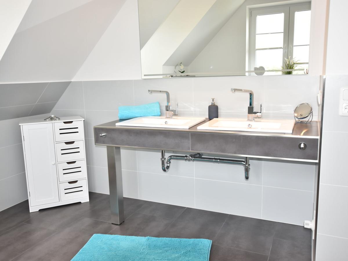 Cozy Holiday Home In Gross Schwansee With Sauna Экстерьер фото